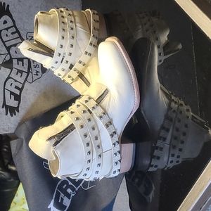 Freebird TRUTH white